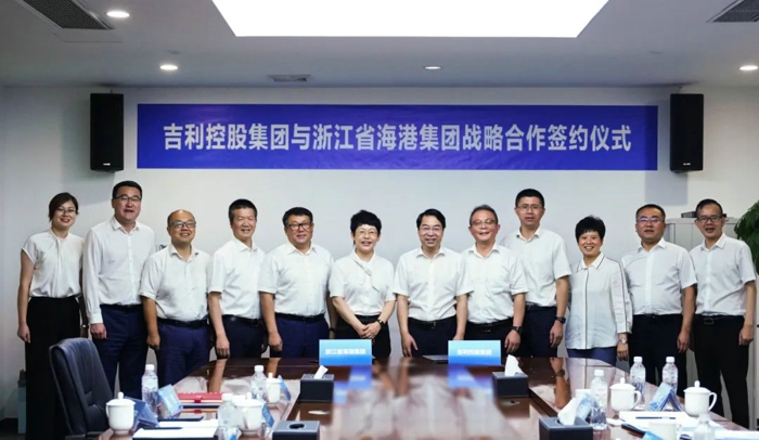 遠程新能源重卡助力智慧綠色港口建設.jpg