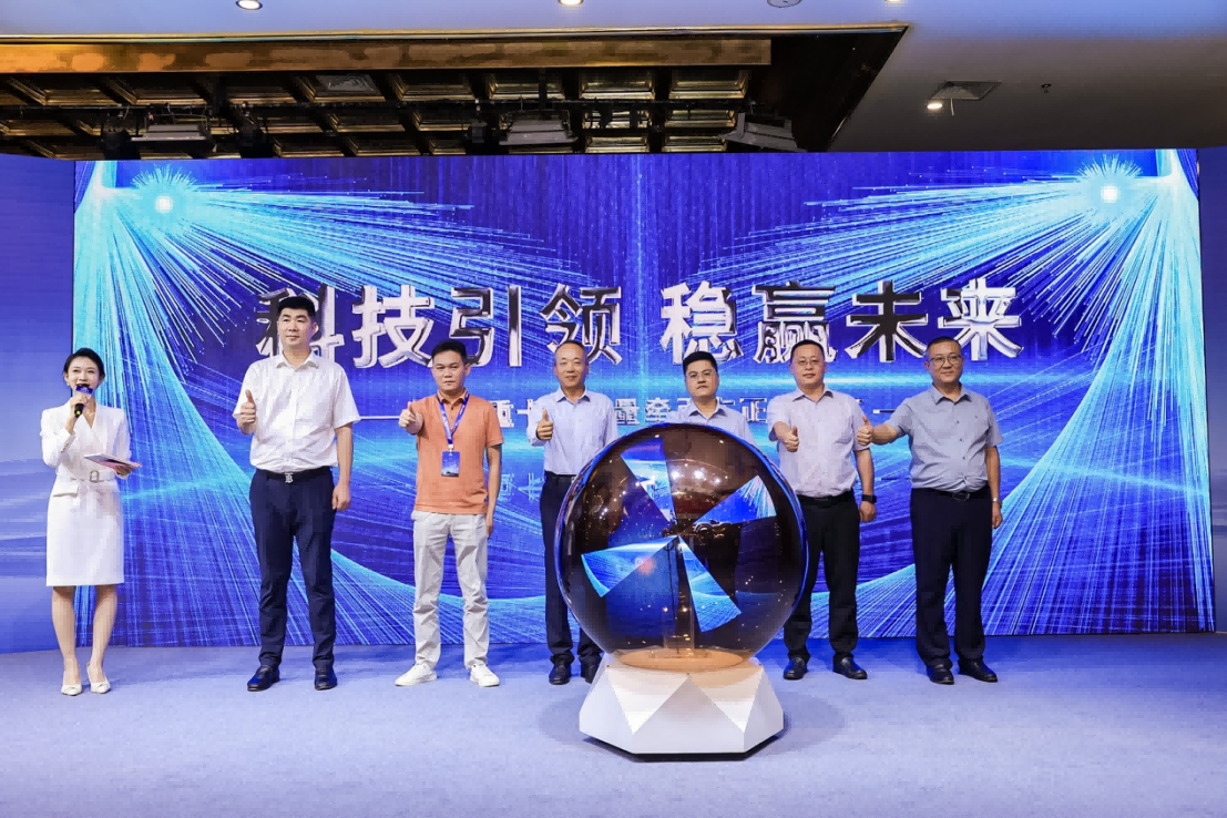 【新聞稿】刷新純電重卡續航新高度，宇通600度純電牽引車新品上市！（原）104.png